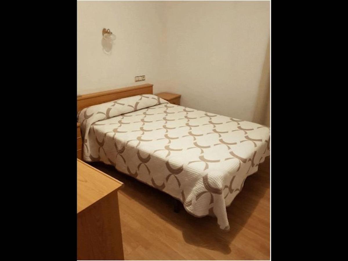 Room In Lodge - Double And Single Room - Pension Oria 2 Луарка Екстериор снимка