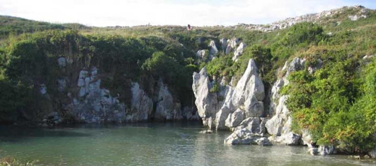 Room In Lodge - Double And Single Room - Pension Oria 2 Луарка Екстериор снимка